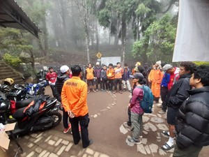 Kena Hipotermia, 2 Pendaki Lawu Dievakuasi Saat Malam Tahun Baru