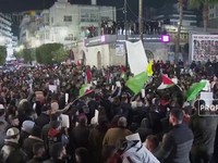 Warga Palestina Berkumpul Dukung Masyarakat Di Jalur Gaza