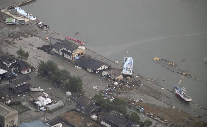 Gempa Jepang (Reuters TV) Gempa Jepang (Reuters TV)