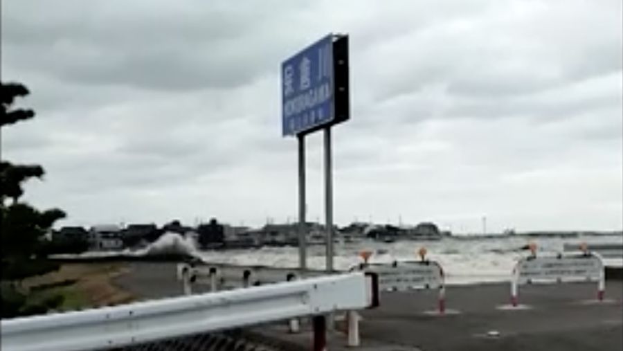 Gempa Jepang (Reuters TV)