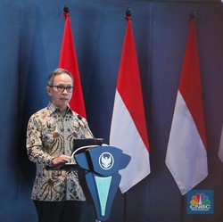 OJK Buka-bukaan Soal Asing Kompak Tarik Dana dari Pasar RI