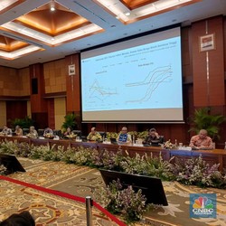 Sri Mulyani Gambarkan Perjalanan APBN 2023, Penuh Turbulensi!