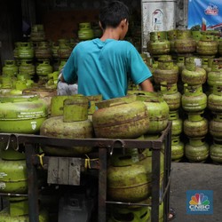 Cegah Kelangkaan, Pertamina Pasok 9 Juta Tabung LPG 3 Kg Masa Imlek