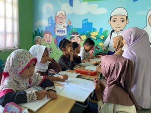 Komitmen PNM Cerdaskan Anak Indonesia Lewat Ruang Pintar