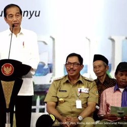 Jokowi Bangun 500 Km Jalan, 114 Bandara & 47 Pelabuhan 2023