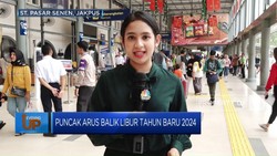 Video: Puncak Arus Balik Tahun Baru di Stasiun Pasar Senen