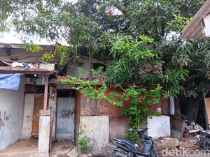 Dulu Tempat Angkut Opium, Stasiun Salemba Kok Bisa Jadi Permukiman Warga?