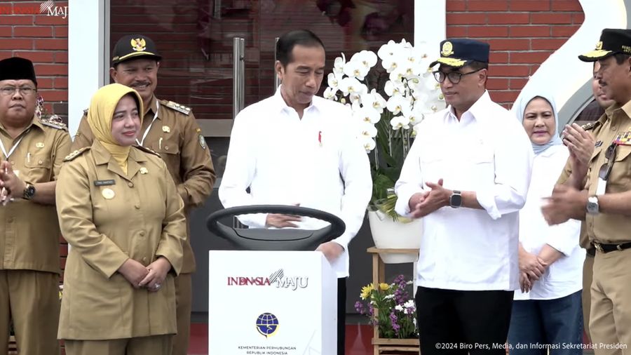 Presiden Jokowi Resmikan Terminal Purworejo, Mendolo, Purboyo dan Patria, Purworejo, 2 Jan 2024. (Tangkapan Layar Youtube)