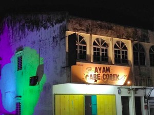 Pemilik Usaha Ayam Geprek Curiga Warungnya Tertutup Hal Mistis
