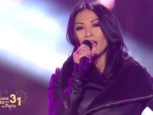 Tampil Dalam Acara Tahun Baru di Paris, Anggun Banjir Pujian dari Masyarakat Indonesia