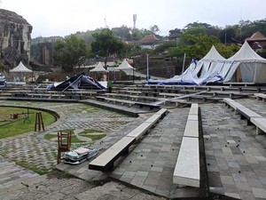 Sleman Diterpa Hujan-Angin, Tenda di Tebing Breksi Rusak