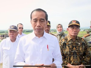 Jokowi Kunjungi Pabrik Teh di Tegal, Karyawan Tak Sangka Bertemu Presiden