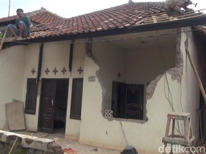 Puluhan Rumah di Subang Rusak Terdampak Gempa Sumedang