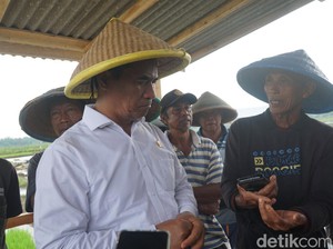 Petani Banyumas Sambat ke Mentan Susah Cari Solar Bersubsidi