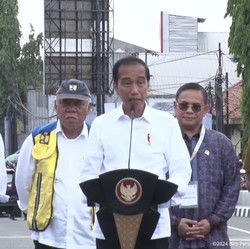 Disindir Anies dalam Debat, Jokowi Bilang Gaji TNI Segera Naik