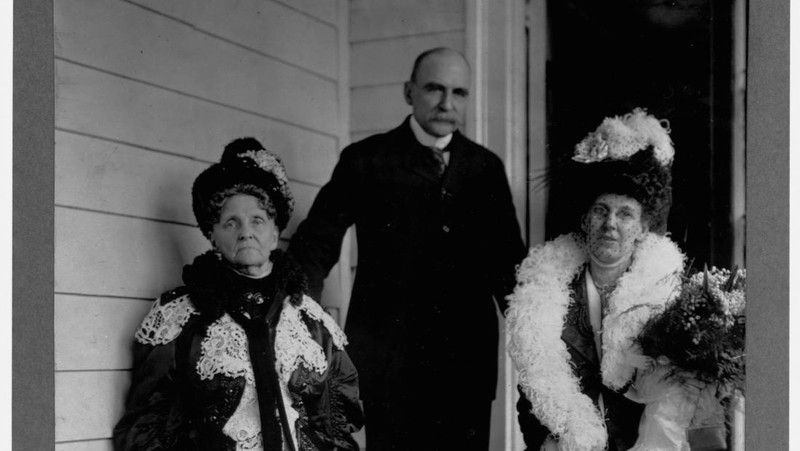 The very last portrait of the wealthiest woman in the world. Mrs Hetty Green, in New York on her 80th birthday.   (Photo by PA Images via Getty Images)
