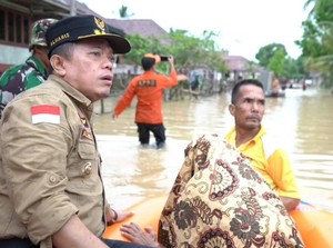 Al Haris Sebut Banjir di Jambi Terparah Sejak 10 Tahun Terakhir
