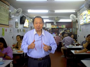 Ikuti Selera Gen Z, Pensiunan Bankir Ini Sukses Selamatkan Kopitiam