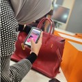 Heboh Pabrik China Ungkap Harga Asli Tas Hermes, Cek Fakta Sebenarnya
