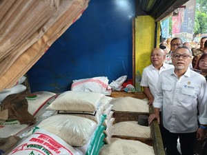 Inflasi 2023 Turun Jauh Jadi 2,61%, Mendag Zulhas: Itu Bagus Banget!