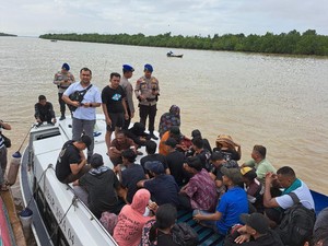 Polres Rohil Tangkap 22 Orang Diduga PMI Ilegal, 11 Warga Rohingya