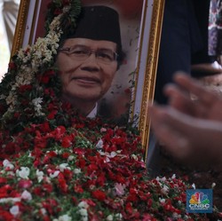 Kritik Terakhir Rizal Ramli, Soroti Keluarga Jokowi