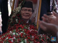 Terungkap Alasan Rizal Ramli tidak Dimakamkan Secara Kenegaraan