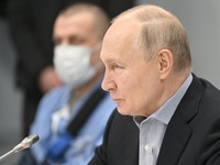 Putin Respons 2 Bom Meledak di Iran Bunuh 100 Orang
