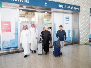 Jemaah Umrah Gratis dari Raja Salman Mulai Tiba di Madinah