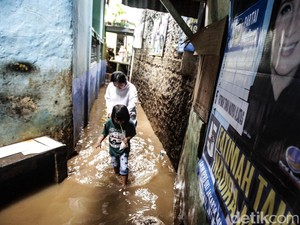 Titik Banjir di Jakarta Berkurang, Kini Tersisa 24 RT