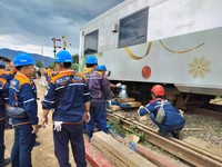Evakuasi 2 Lokomotif KA Turangga-Bandung Raya Masih Berlangsung