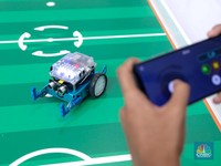 Keren! Lihat Sendiri Deretan Robot Canggih Karya Pelajar RI