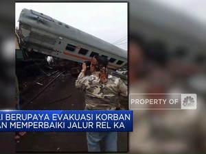 Video: Tabrakan KA di Bandung, 4 Orang Tewas, 28 Korban Luka