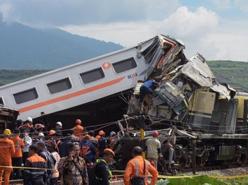 Pengakuan Penumpang KA Bandung Raya: Histeris Dikira Ada Gempa