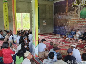 Temui Warga Desa di Sumsel, TPN Dapat Keluhan Subsidi Pupuk-Lapangan Pekerjaan