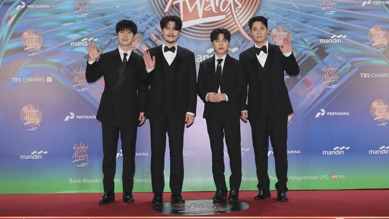 STAYC dalam acara Golden Disc Awards 2024 di Jakarta International Stadium (JIS). (Dok: Instagram @golden_disc)