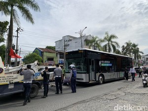 Kronologi Bus Listrik Mogok di Simpang Jalan Wahid Hasyim Medan