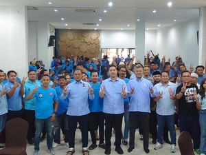 Dekati Pedagang, Relawan Prabowo-Gibran Cilegon Targetkan Menang 1 Putaran