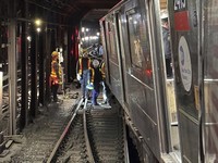 Kereta Bawah Tanah di New York Tabrakan, Puluhan Orang Terluka