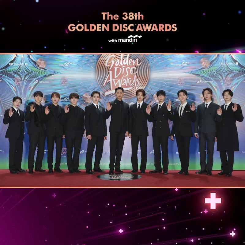 STAYC dalam acara Golden Disc Awards 2024 di Jakarta International Stadium (JIS). (Dok: Instagram @golden_disc) STAYC dalam acara Golden Disc Awards 2024 di Jakarta International Stadium (JIS). (Dok: Instagram @golden_disc)