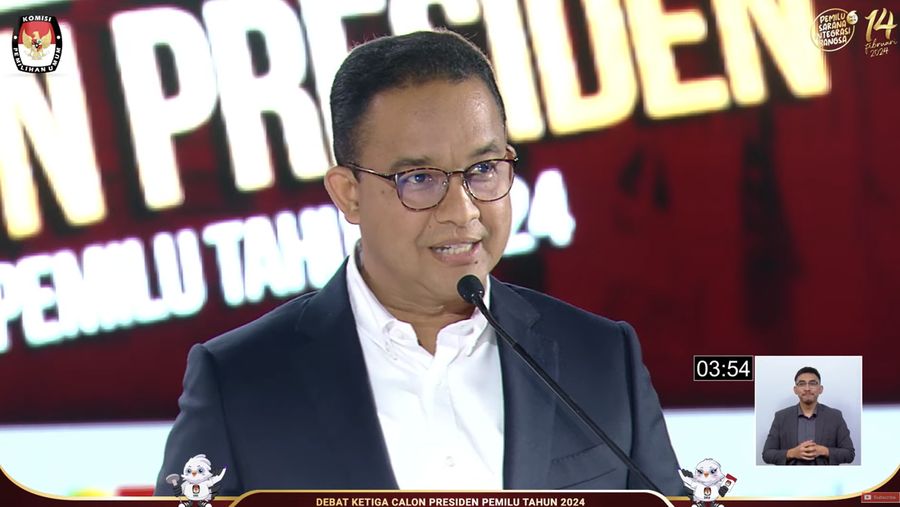 Bakal calon Presiden (Capres) Anies Baswedan nomor urut 1, saat menyampaikan visi dan misi dalam debat ketiga yang digelar di Istora Senayan, kompleks Gelora Bung Karno (GBK) pada Minggu (7/1/2024). (Tangkapan layar Youtube KPU RI)