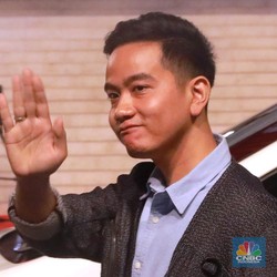 Didatangi Gibran, Bahlil Mau OSS Disulap dari Avanza ke Mercy