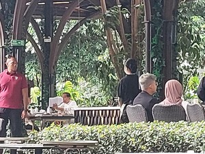 Zulhas Ungkap Isi Kertas Putih Dipegang Jokowi Saat Makan Bareng di Bogor