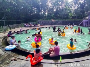 Sensasi Berenang di Kolam Legendaris Ciamis, Tiketnya Cuma Rp 4 Ribu