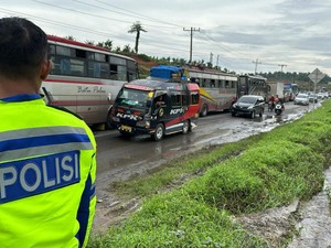 Macet Panjang di Jalinsum Asahan, Pengendara: Hampir 4 Jam Kendaraan Tak Bergerak