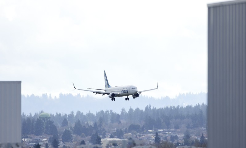 Maskapai penerbangan Amerika Serikat (AS) Alaska Airlines mengandangkan seluruh armada Boeing 737 Max 9 menyusul insiden pada salah satu unitnya. (AP Photo/Craig Mitchelldyer) Maskapai penerbangan Amerika Serikat (AS) Alaska Airlines mengandangkan seluruh armada Boeing 737 Max 9 menyusul insiden pada salah satu unitnya. (AP Photo/Craig Mitchelldyer)