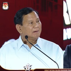 Debat Panas! Prabowo: Prof Anies, Menghasut, Tak Pantas Bicara Etika