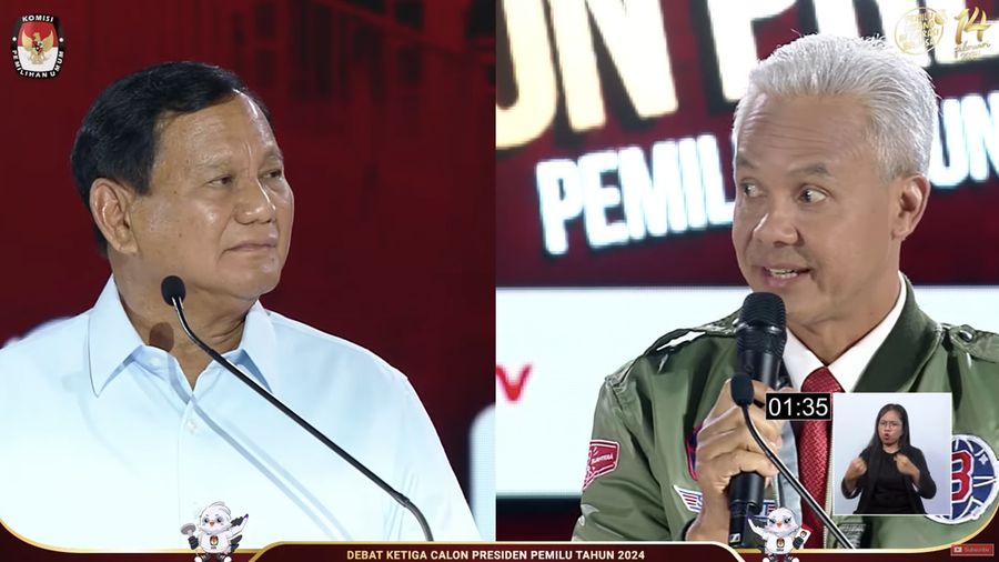 Prabowo Subianto dan Ganjar Pranowo dalam debat Capres (Tangkapan layar Youtube KPU RI)