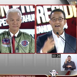 Momen Debat Capres! Salam Tiga Jari Ganjar sampai Panas Anies-Prabowo