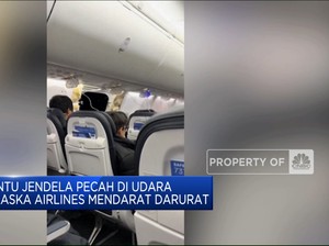 Video: Heboh! Pintu Pesawat Alaska Airlines Copot di Udara
